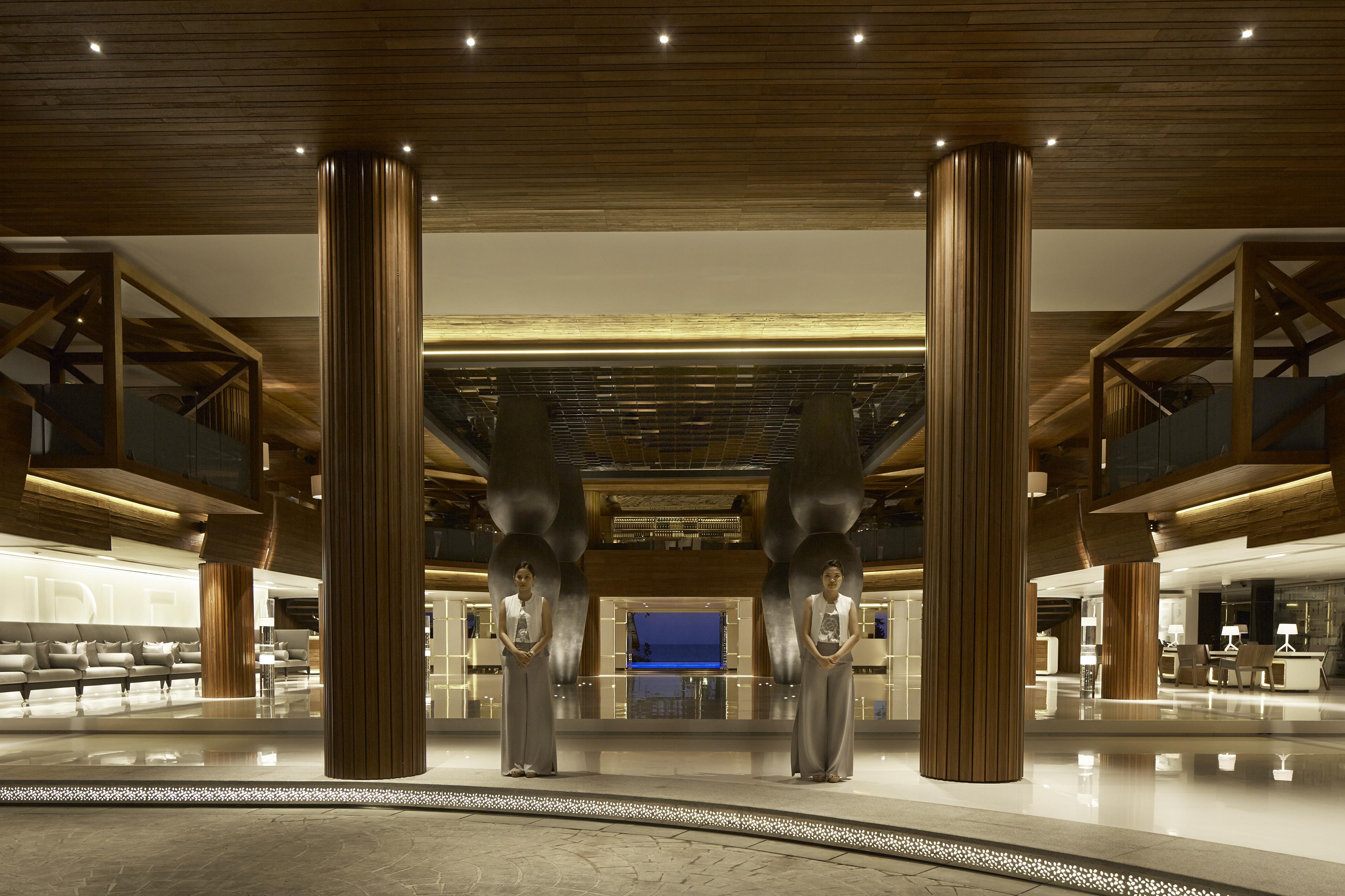 Double - Six, Luxury Hotel - Seminyak Eksteriør bilde The lobby of the hotel